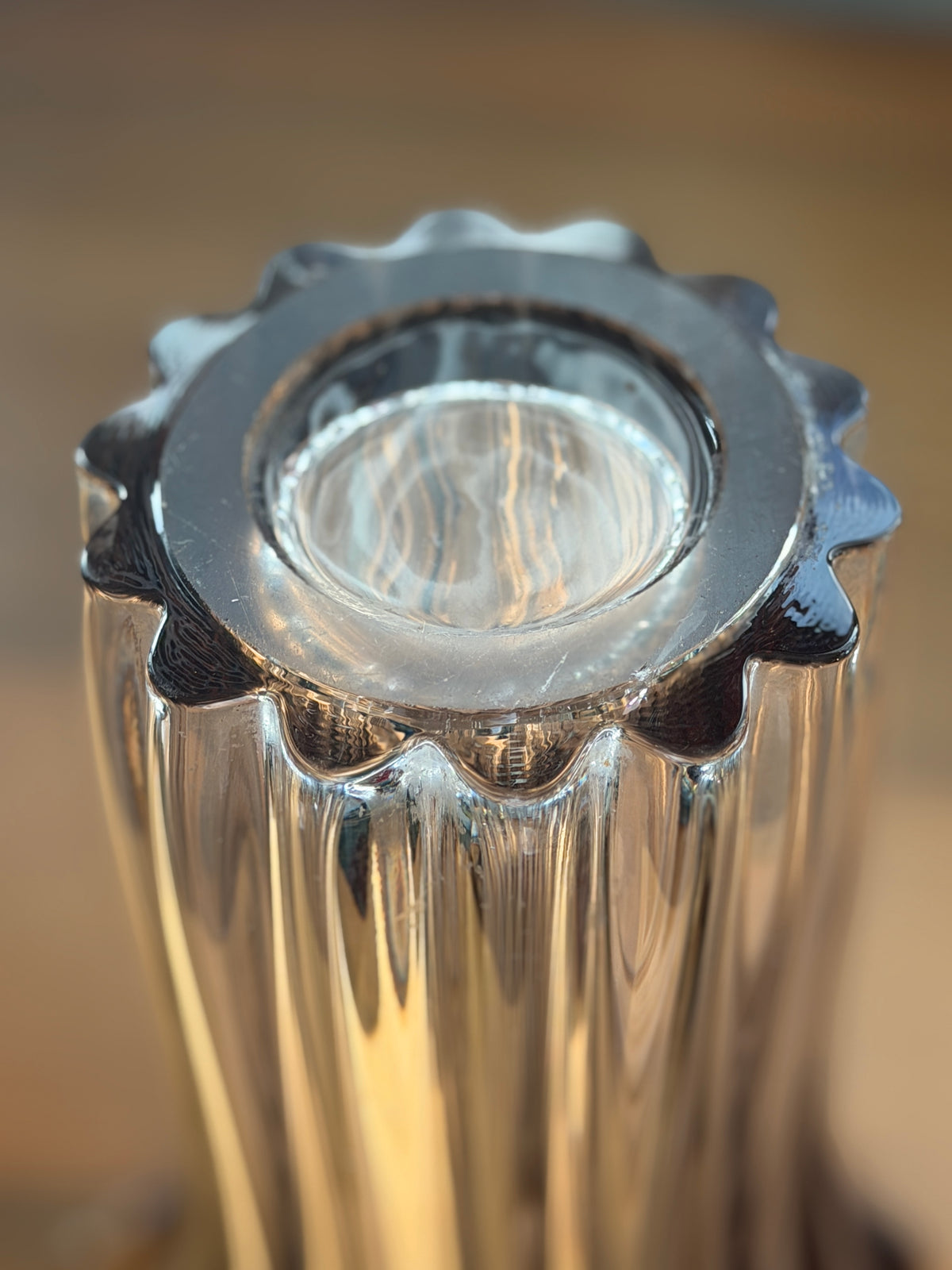 Vase en cristal à bordure couronnée, Europe, années 1960-1970