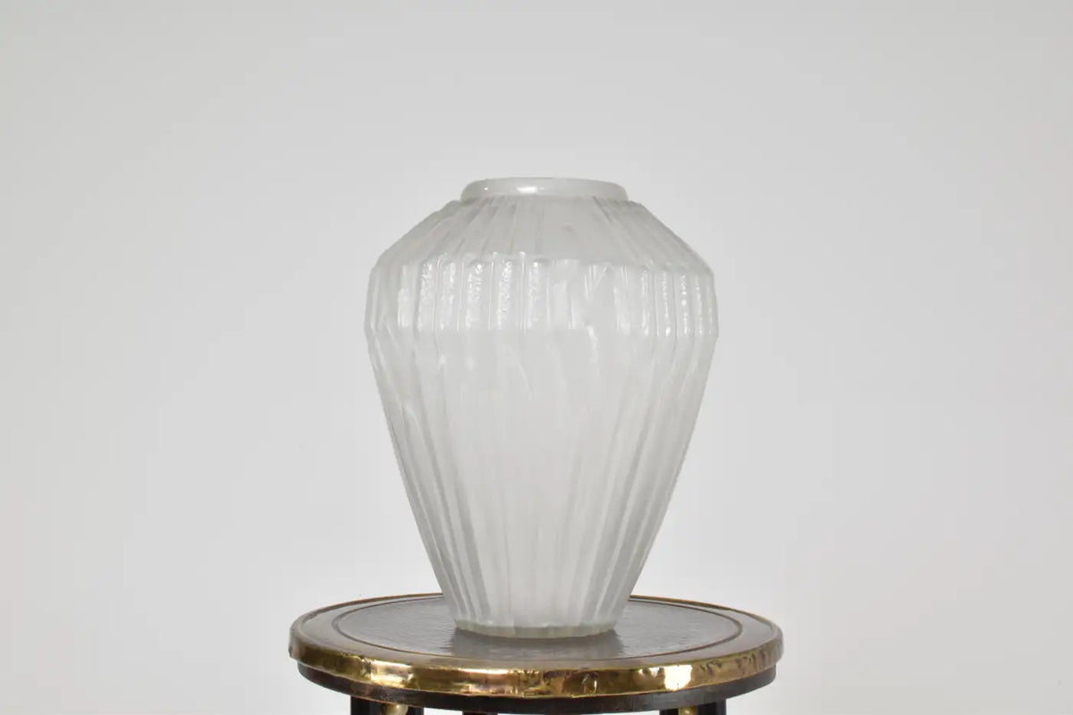 1930s_French_Art_Deco_Frosted_Glass_Vase_by_Andr_Hunebelle