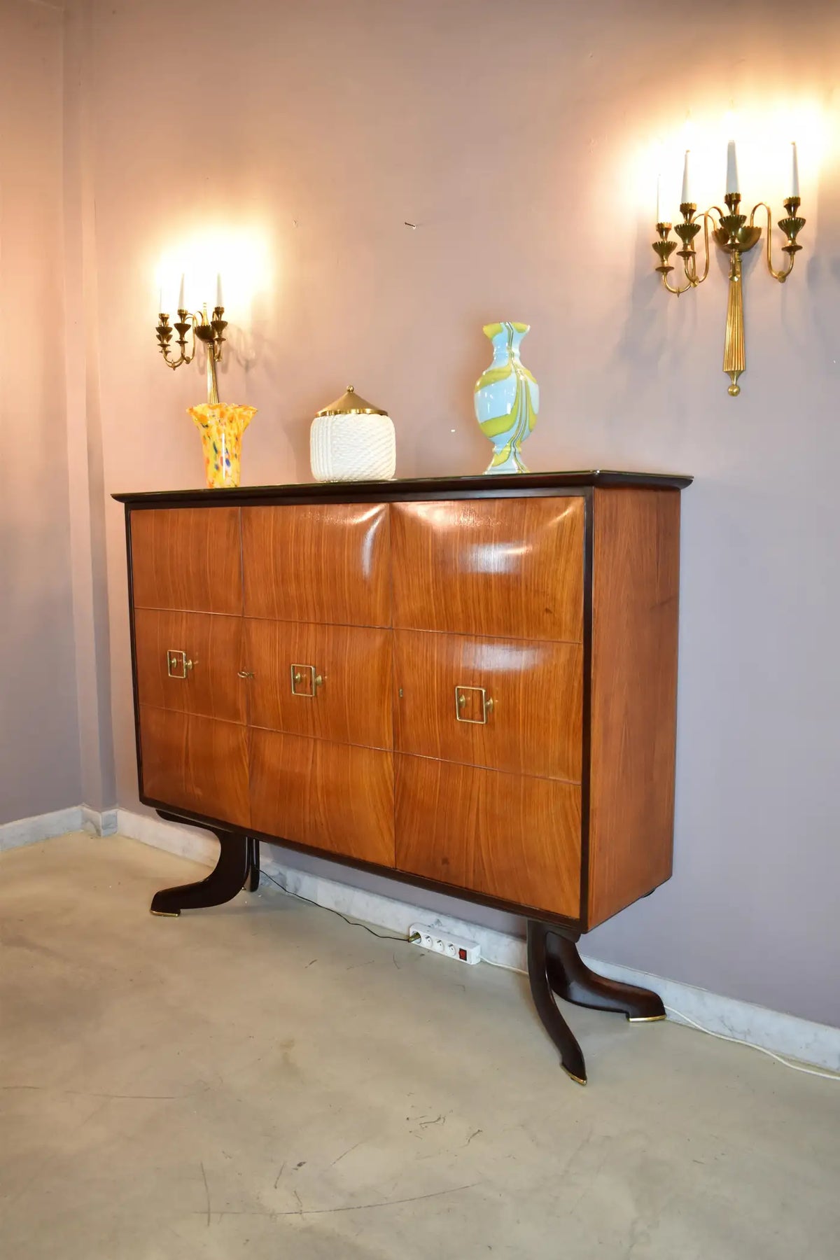 Vintage Italian Walnut and Brass Bar Cabinet Attributed to Paolo Buffa, 1940s