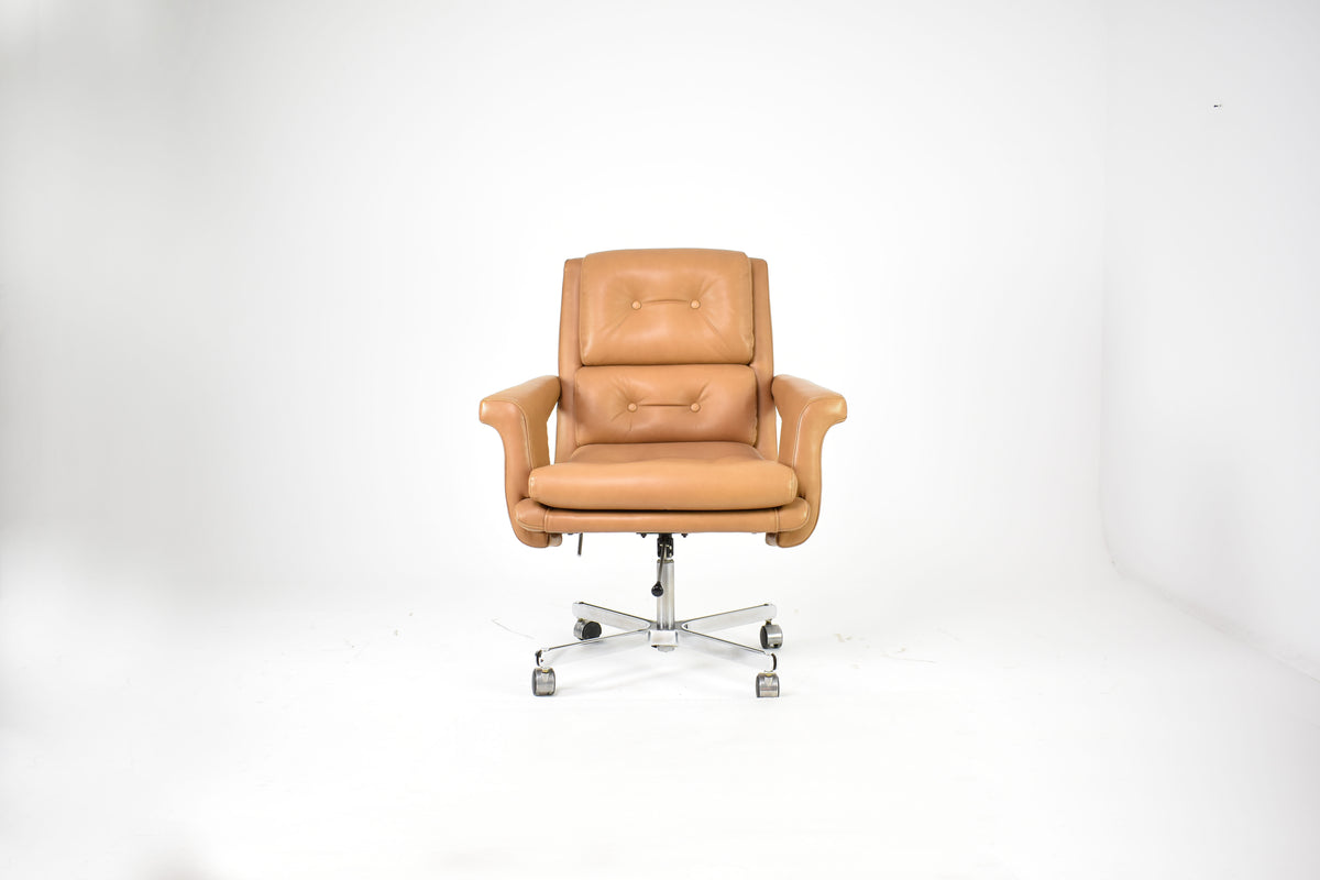 Shop French Leather Executive Chair Attributed to Raphaël Raffel for Apelbaum, 1970s - Spirit Gallery Vintage Furniture