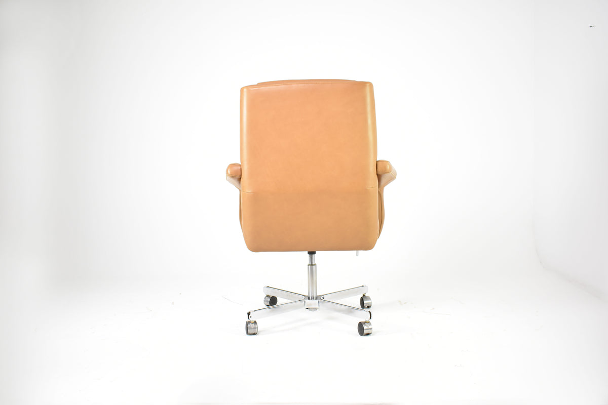 Shop French Leather Executive Chair Attributed to Raphaël Raffel for Apelbaum, 1970s - Spirit Gallery Vintage Furniture