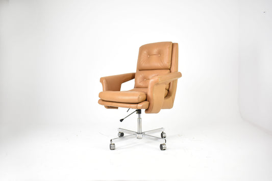 Camel leather executive swivel chair attributed to Raphaël Raffel for Apelbaum, France, 1970s