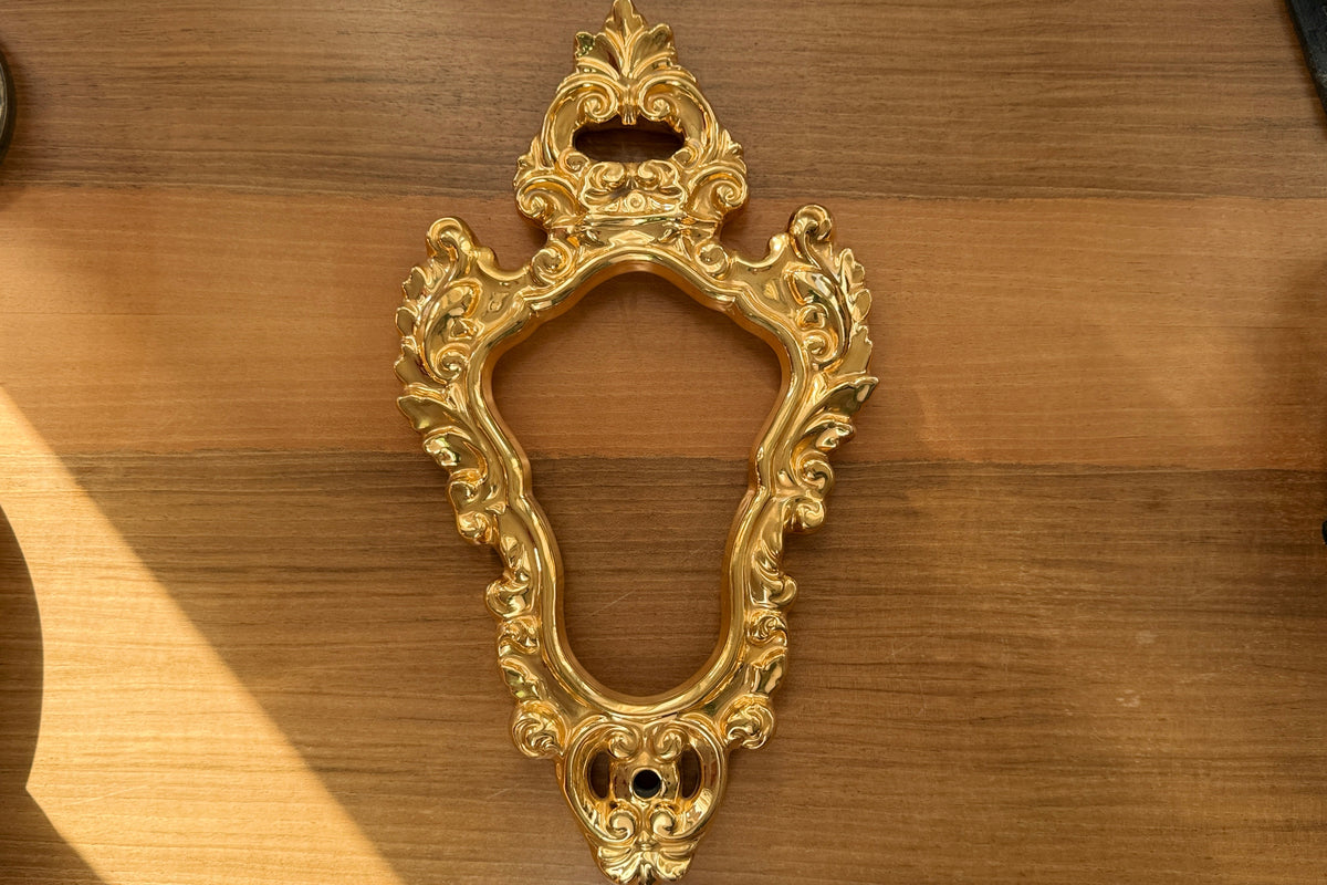 Italian Hollywood Regency Rococo Gilt Ceramic Frame Wall Mirror