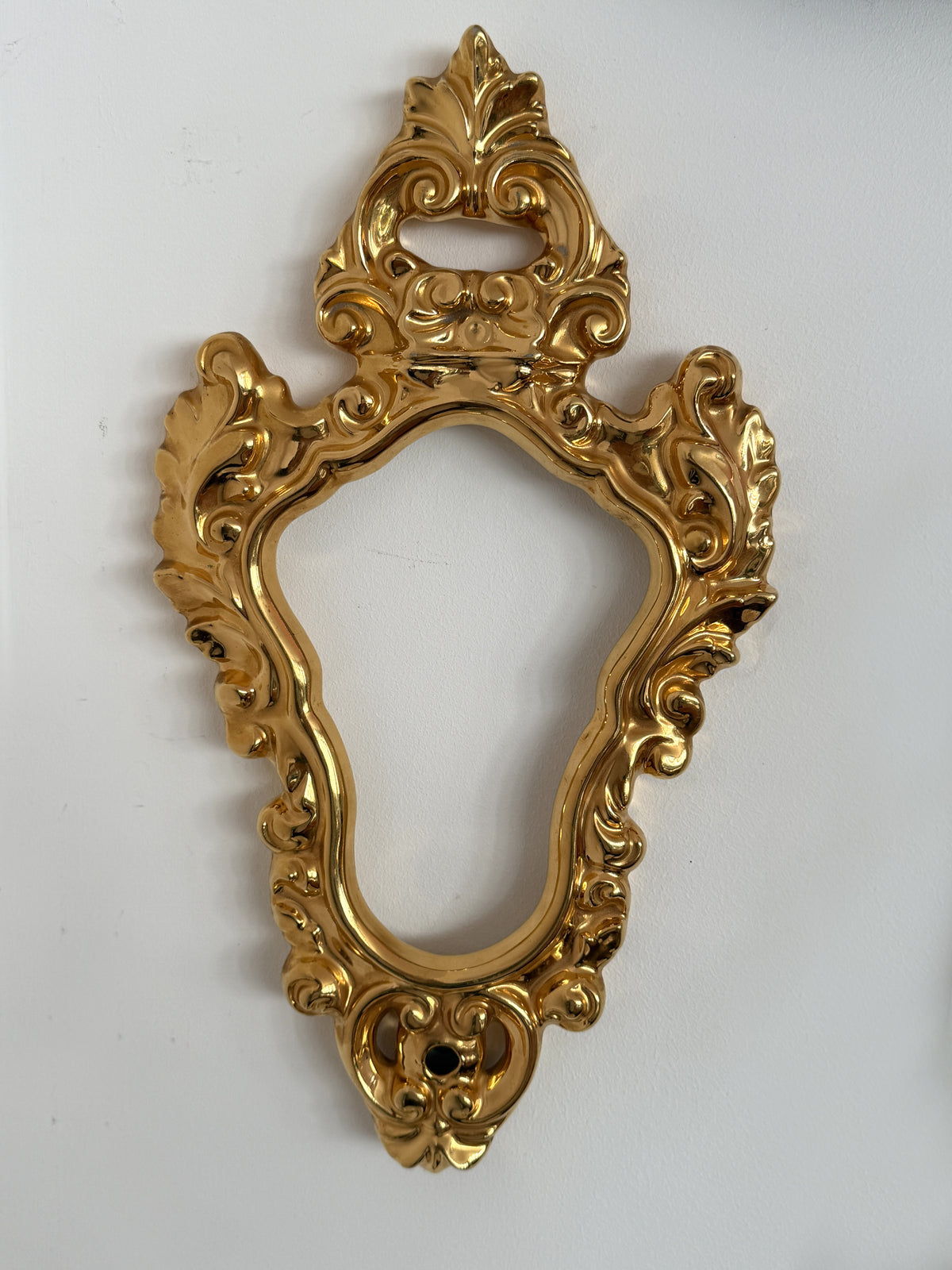 Italian Hollywood Regency Rococo Gilt Ceramic Frame Wall Mirror