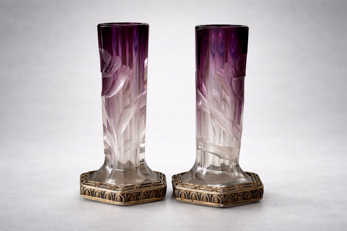 Paire de vases vintage Art Nouveau en cristal taillé de Moser