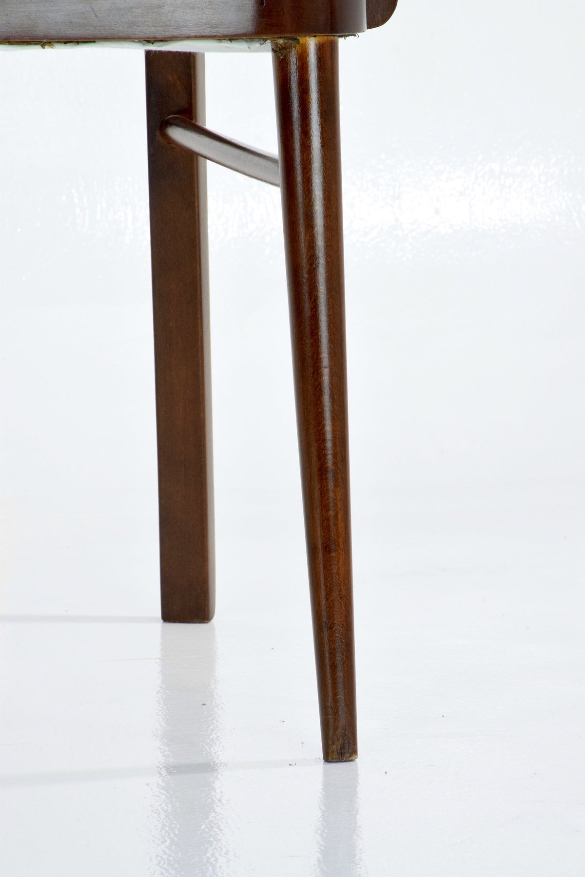 Italian Art Deco Leather Armchairs, Set of Two, 1940s - Spirit Gallery 